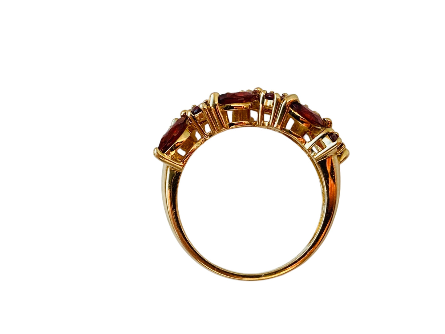 9ct Gold Garnet Ring