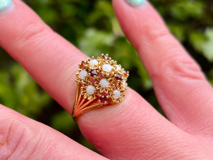 Vintage 9ct Gold Opal & Garnet Ring