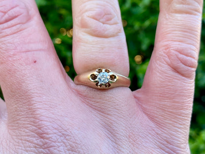 Vintage 9ct Gold Diamond Ring