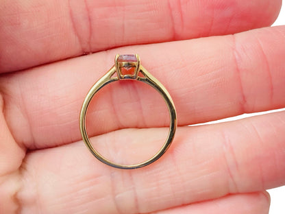 9ct Gold Spinel Ring