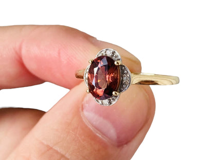 9ct Gold Blue Sunburst Zircon & Diamond Ring
