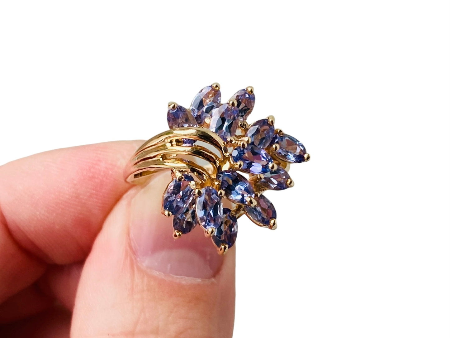 9ct Gold Tanzanite Ring