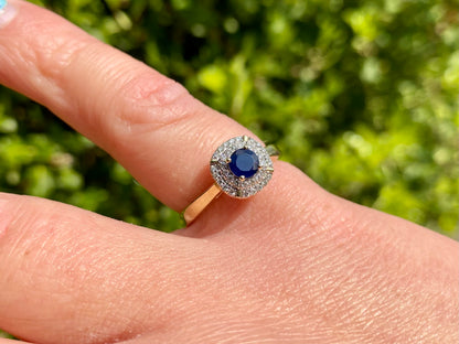 9ct Gold Sapphire & Diamond Ring