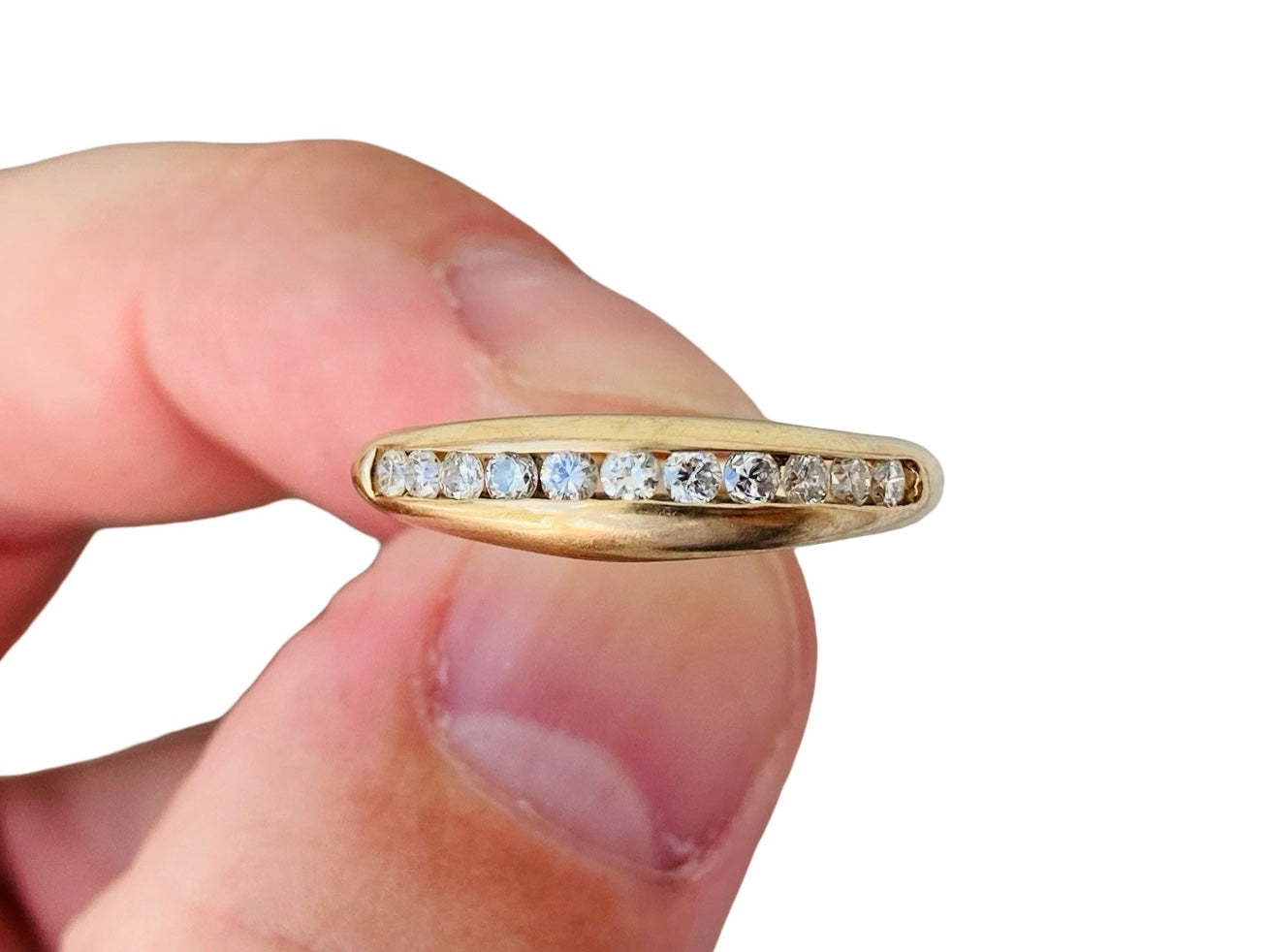 9ct Gold Eleven-Stone Diamond Ring
