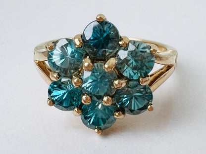 9ct Gold Topaz Daisy Ring