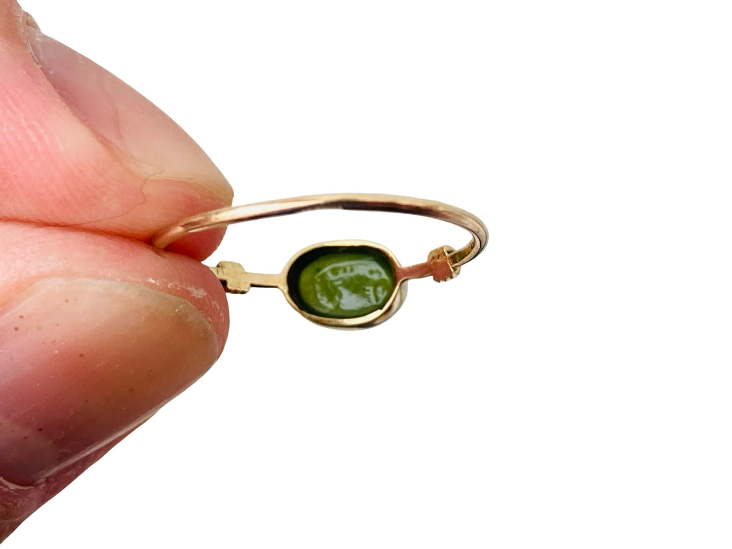 Vintage 9ct Gold Jade Ring
