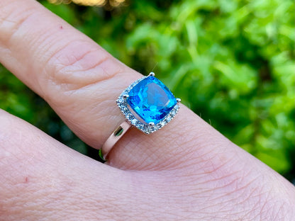 9ct Gold Topaz & Diamond Halo Ring