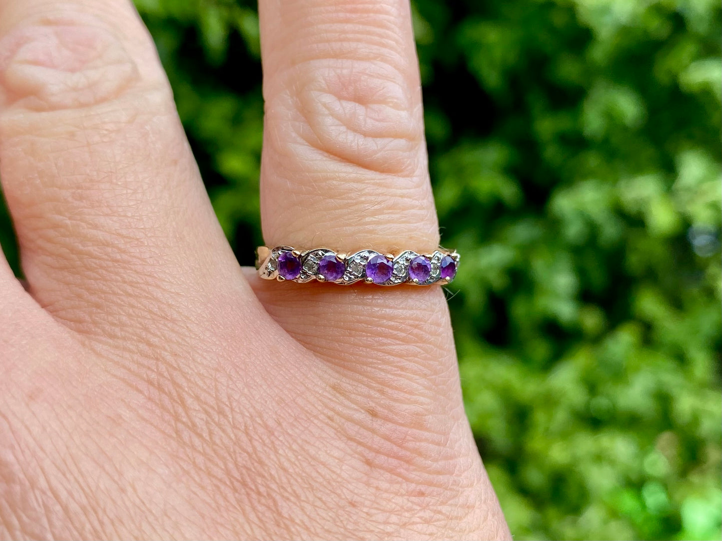 9ct Gold Amethyst & Diamond Ring