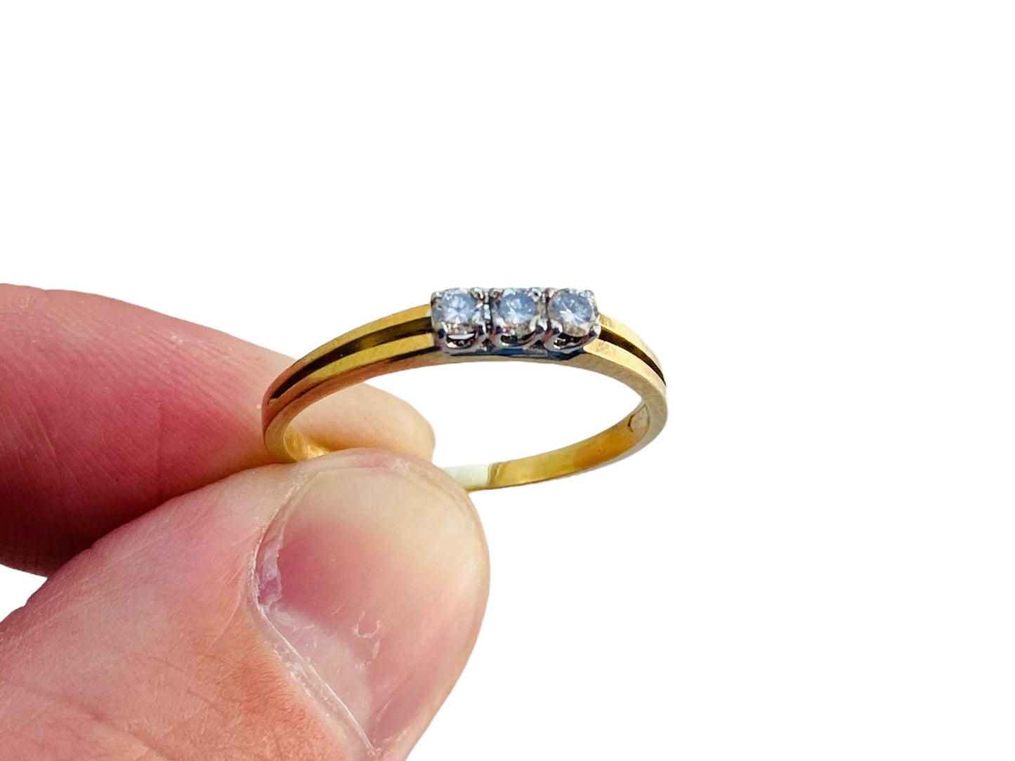 Vintage 18ct Gold Three-Stone Diamond Ring