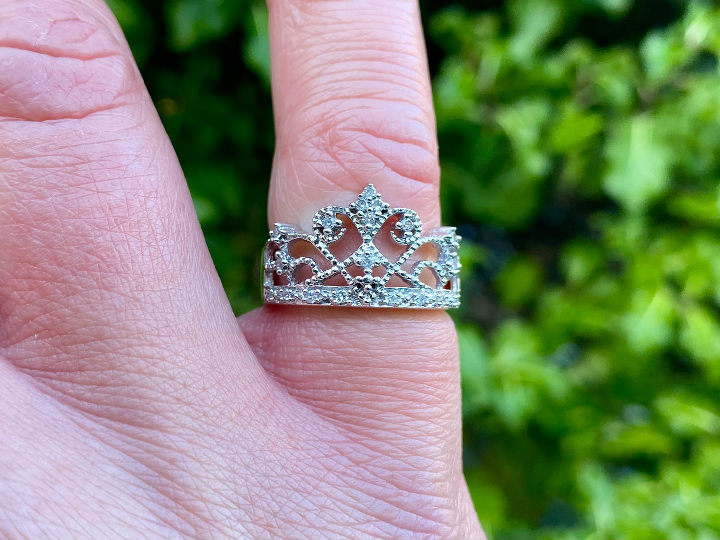 9ct Gold Diamond Tiara Ring