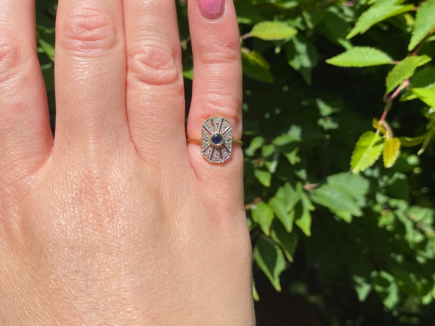 18ct Gold Sapphire & Diamond Ring