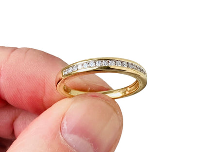 18ct Gold Diamond Ring