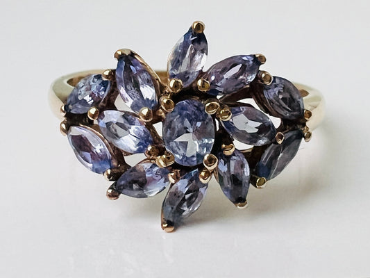 9ct Gold Tanzanite Ring