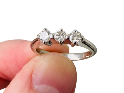 18ct Gold Three-Stone Diamond Ring
