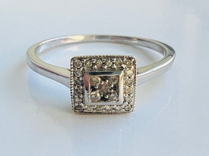 9ct Gold Diamond Ring