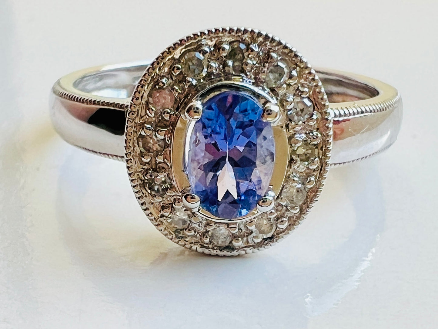 9ct Gold Tanzanite & Diamond Ring