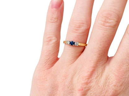 18ct Gold Sapphire & Diamond Ring