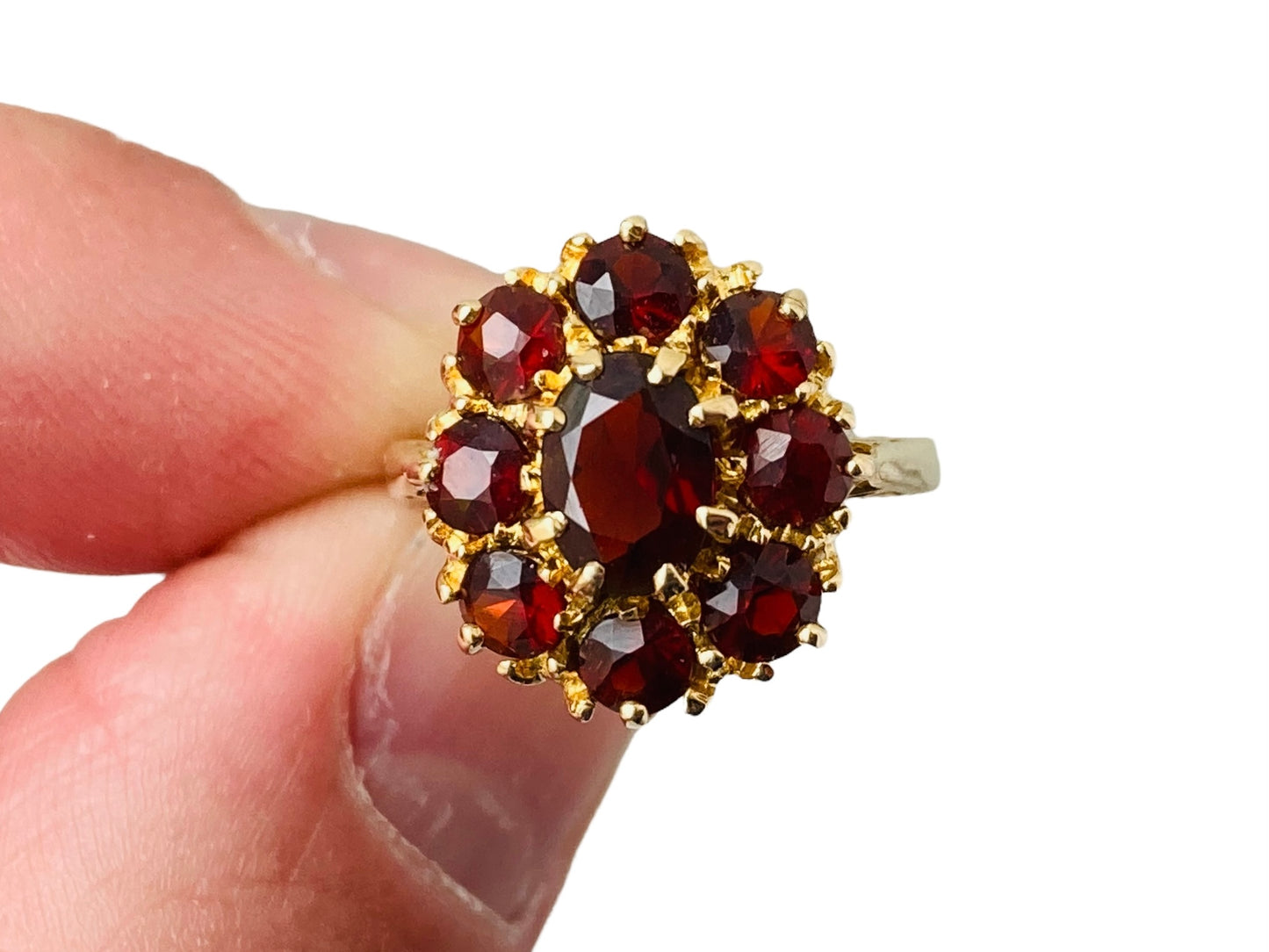 Vintage 9ct Gold Garnet Ring