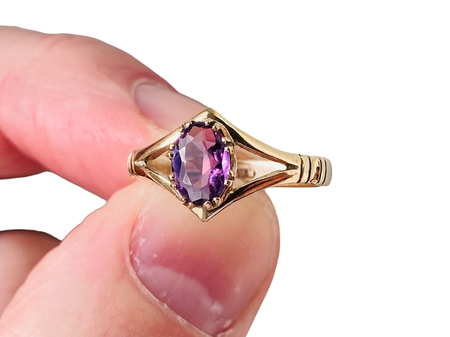 Vintage 9ct Gold Amethyst Ring