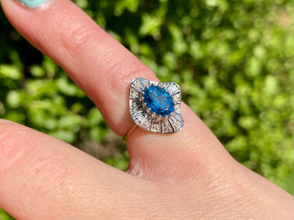 Vintage 9ct Gold Topaz & Diamond Ring