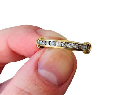 9ct Gold Eleven-Stone 0.33ct Diamond Ring