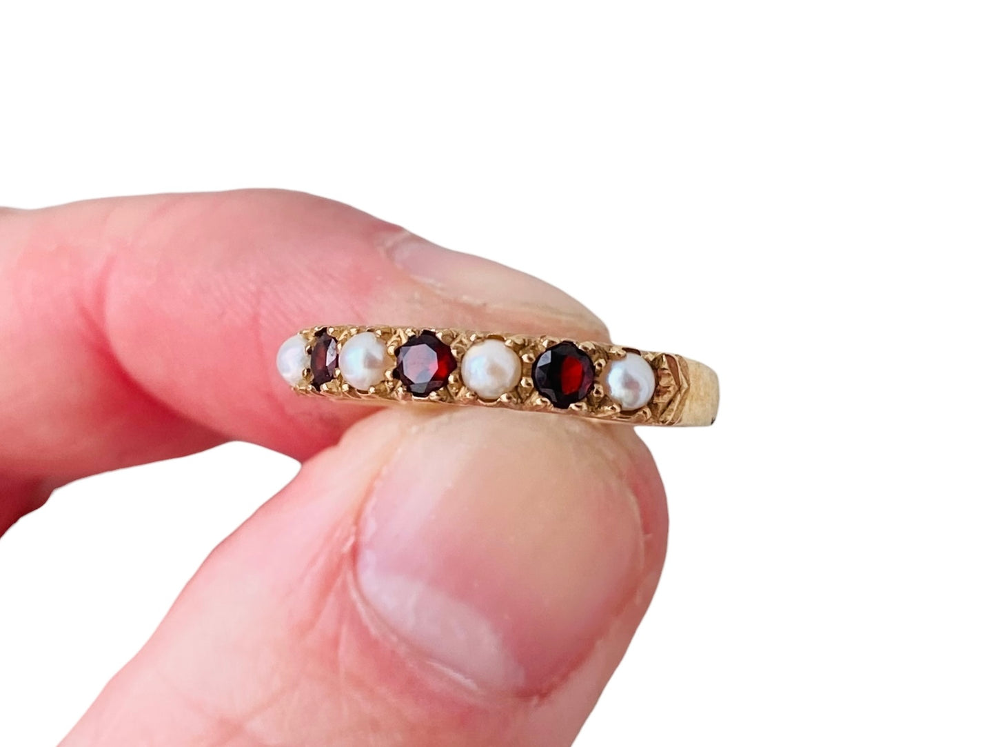 Vintage 9ct Gold Opal & Garnet Ring