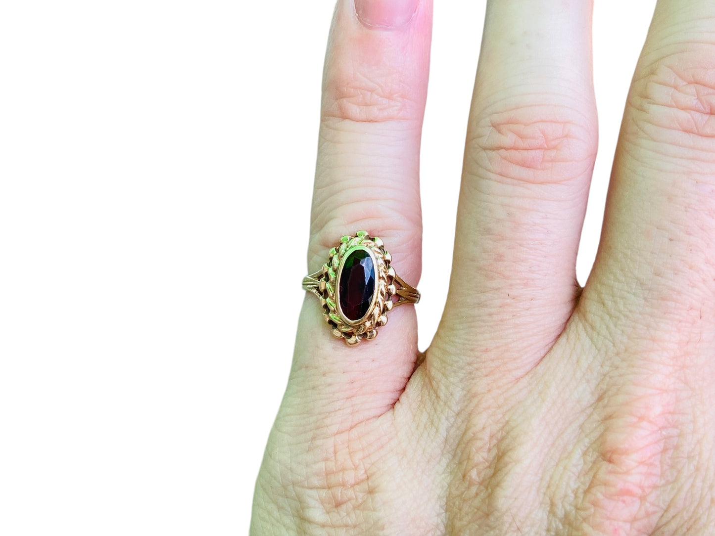 Vintage 9ct Gold Garnet Ring