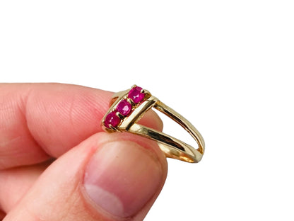 9ct Gold Ruby Ring