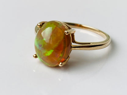9ct Gold Opal Ring