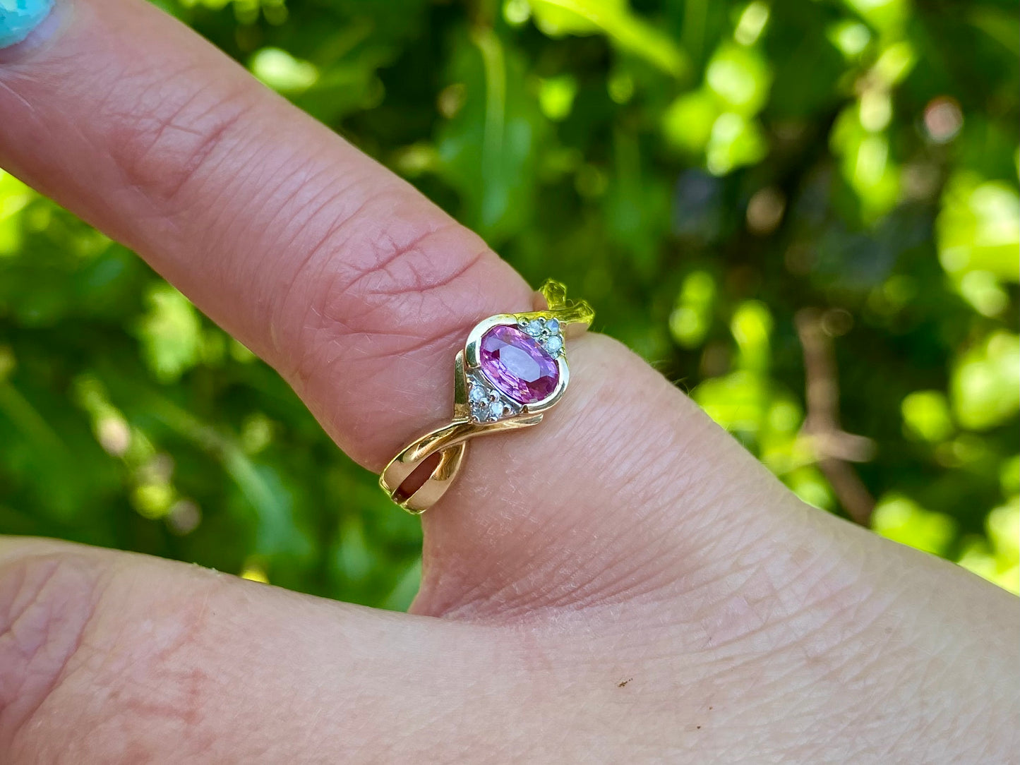 9ct Gold Pink Sapphire & Diamond Ring