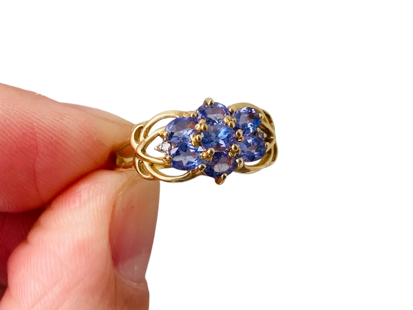 9ct Gold Tanzanite & Diamond Ring