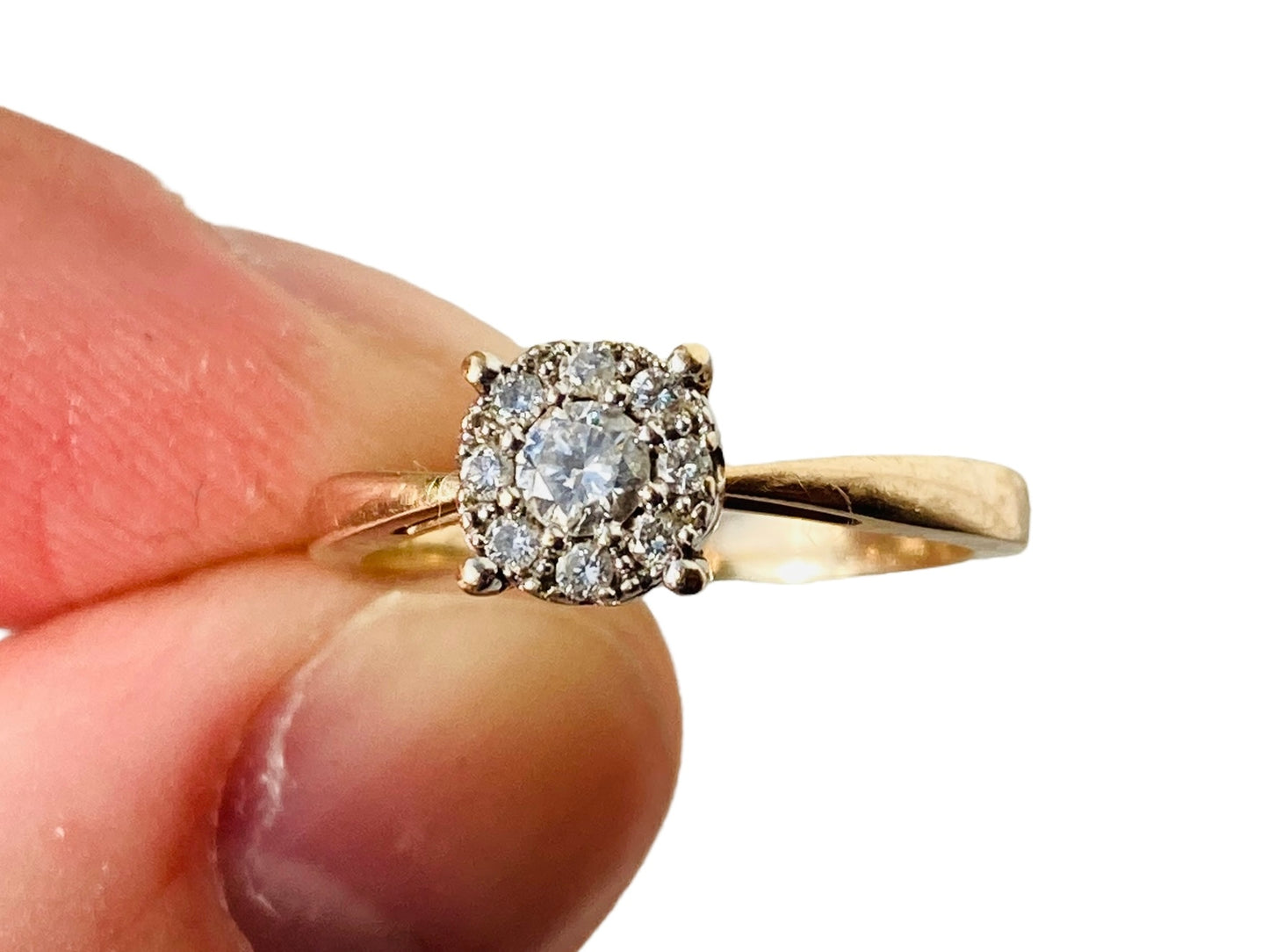 9ct Gold Diamond Ring