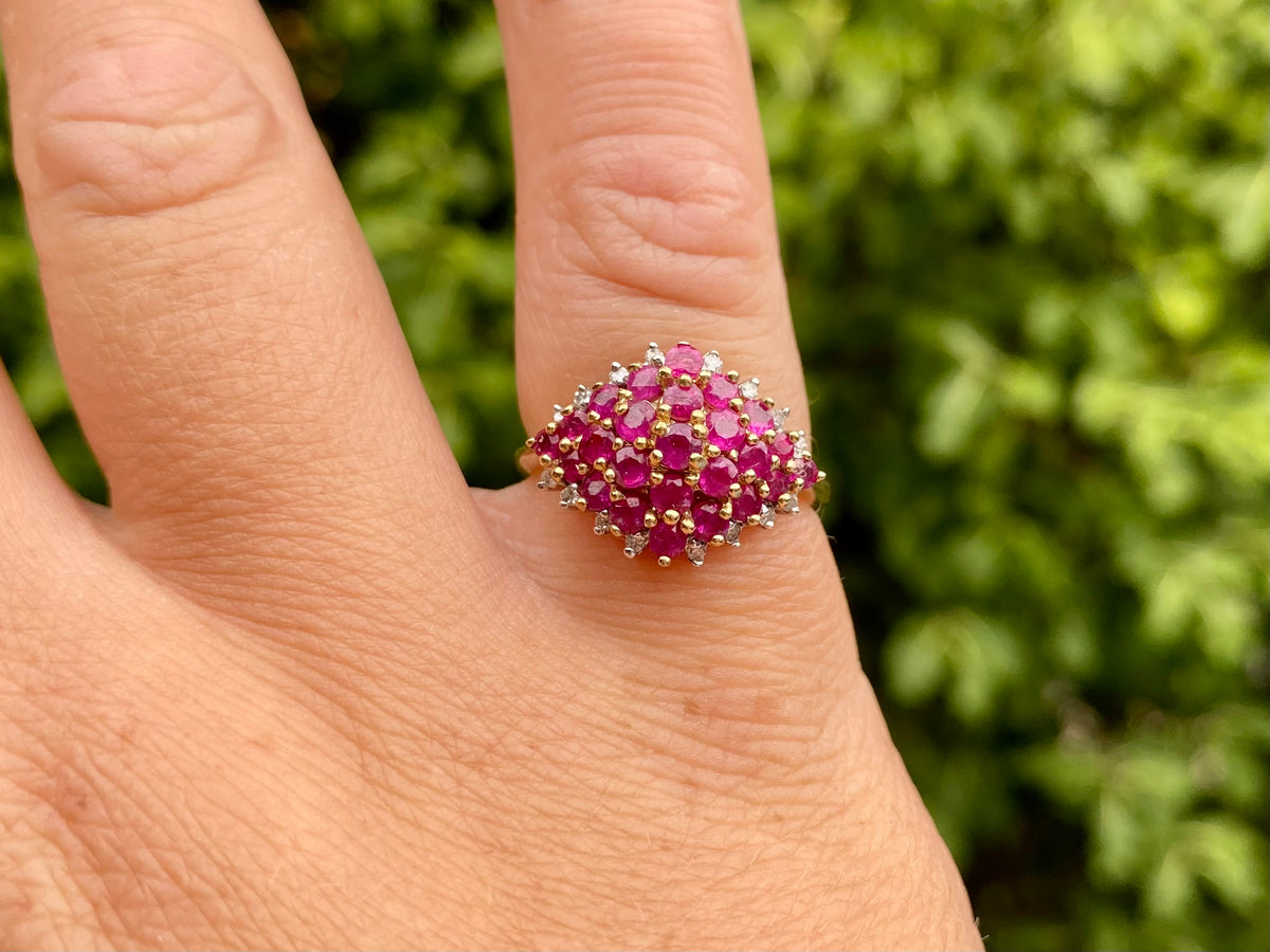 9ct Gold Ruby & Diamond Ring
