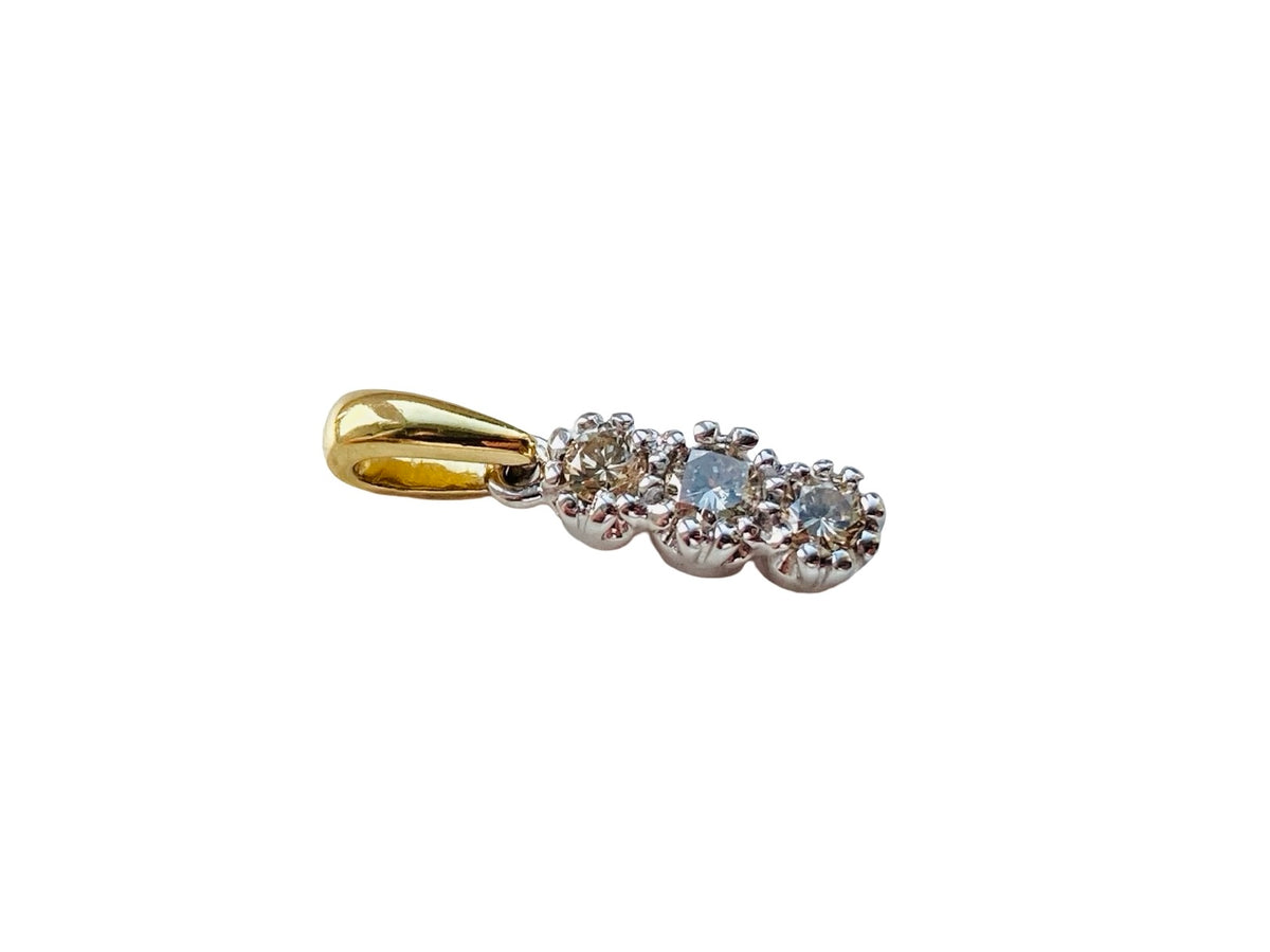 18ct Gold 0.26ct Diamond Pendant