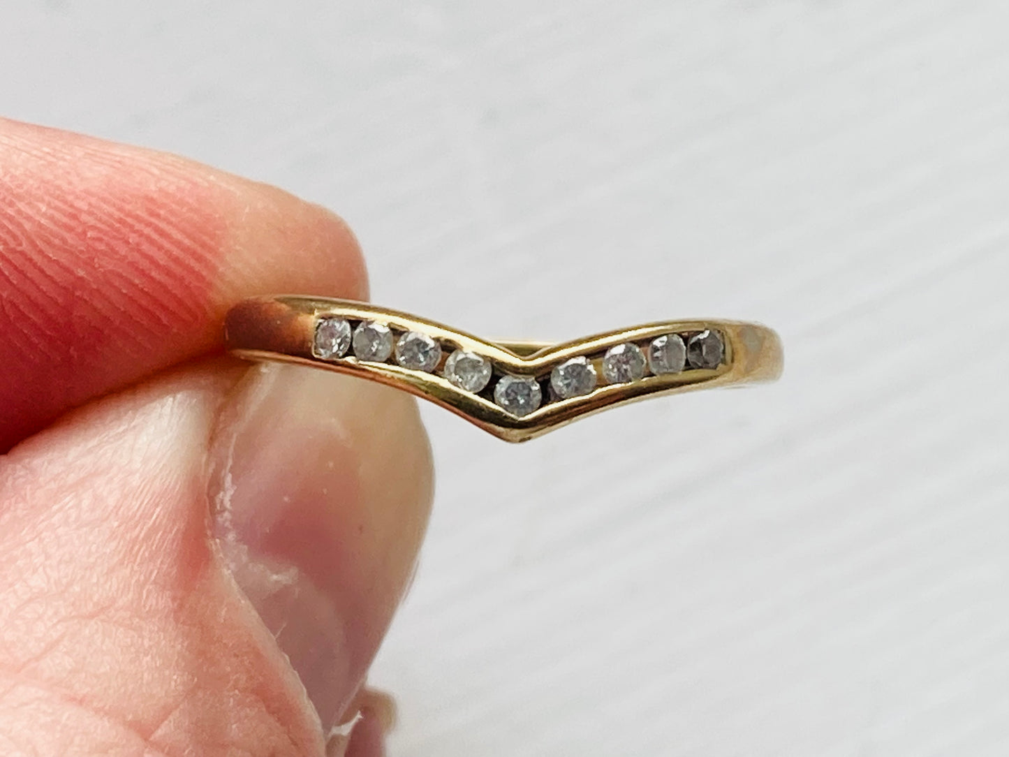 Vintage 9ct Gold Diamond Ring