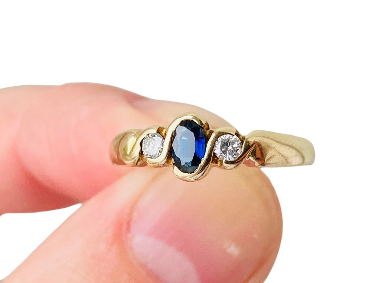 Vintage 9ct Gold Sapphire & Diamond Ring