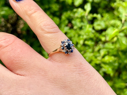 Vintage 9ct Gold Sapphire & Diamond Ring