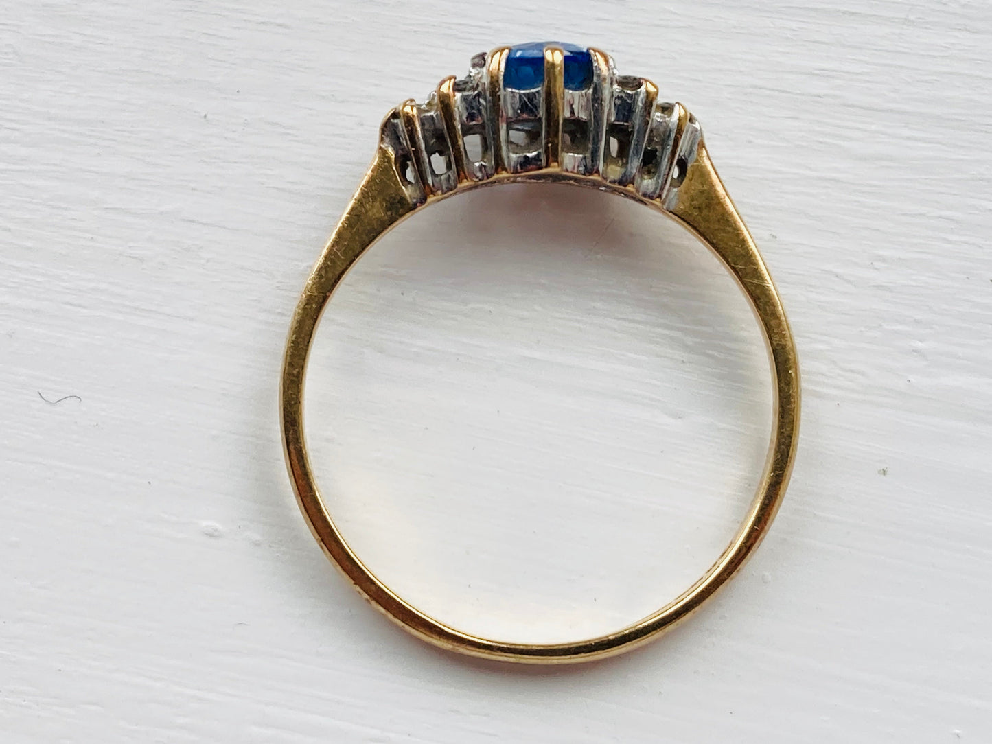 9ct Gold Sapphire & Diamond Ring