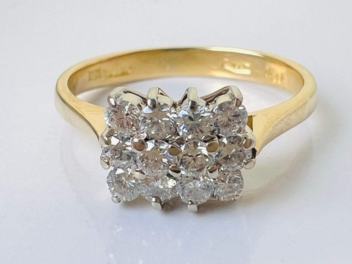 18ct Gold Diamond Cluster Ring