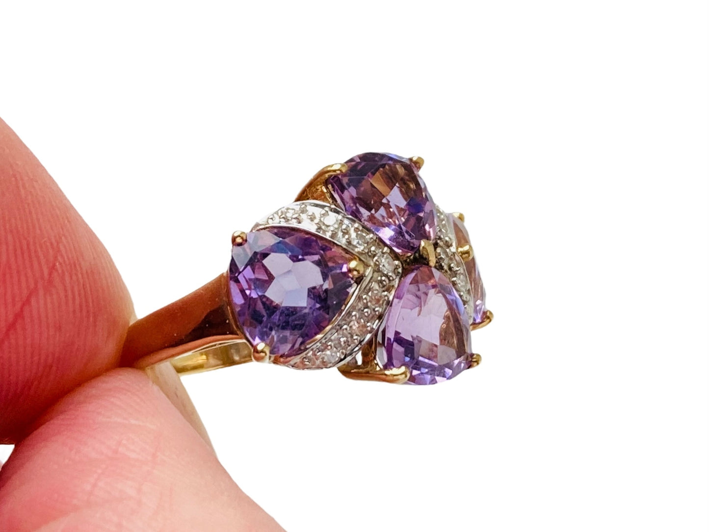 9ct Gold Amethyst & Diamond Ring