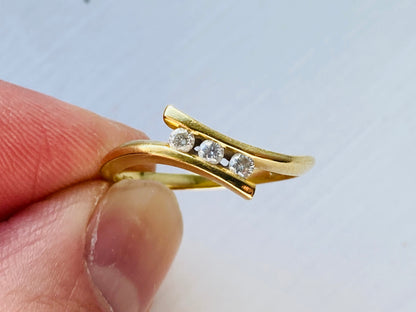 18ct Gold Diamond Ring