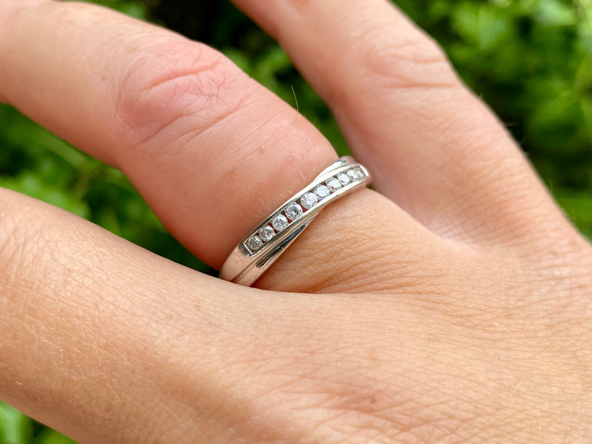 9ct Gold Diamond Crossover Ring