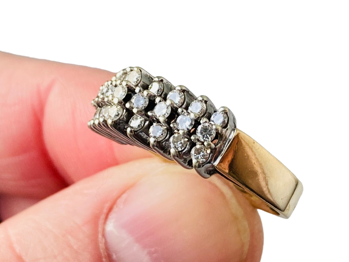 Vintage 9ct Gold Diamond Ring