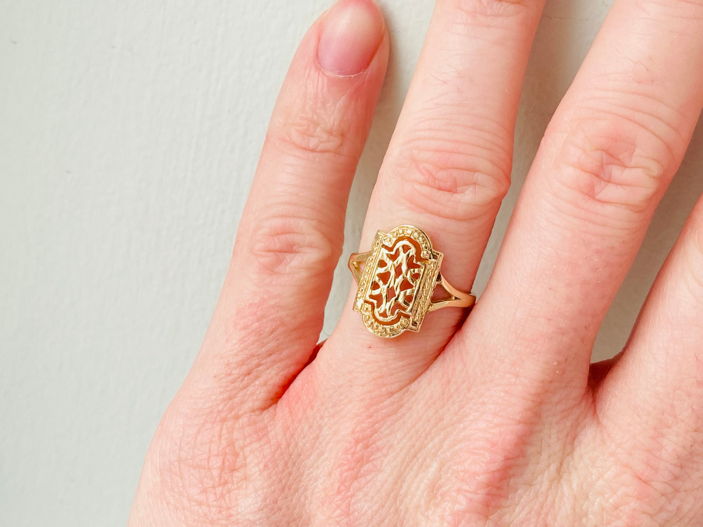 9ct Gold Filigree Ring