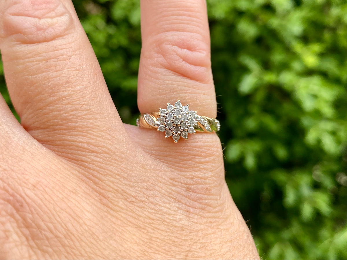 9ct Gold Diamond Cluster Ring