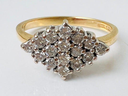 18ct Gold Diamond Ring