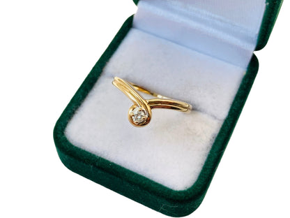 9ct Gold Diamond Chevron Ring