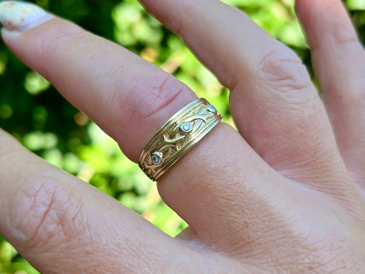 9ct Gold Diamond Ring