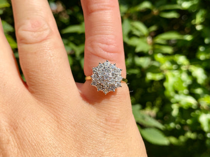 Vintage 18ct Gold Diamond Cluster Ring