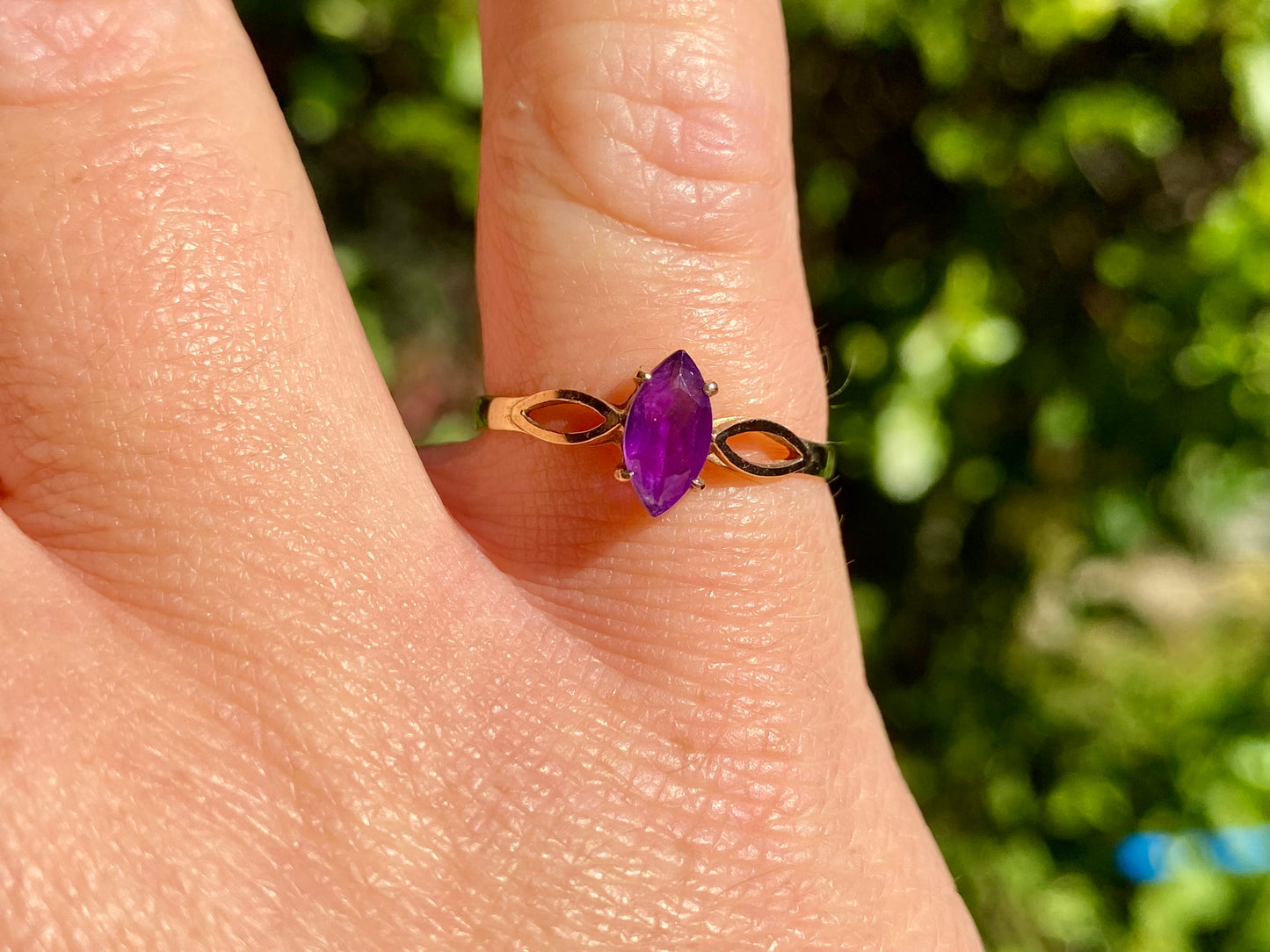 Vintage 9ct Gold Amethyst Ring